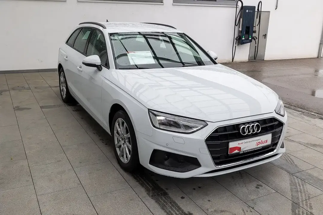 Audi A4 40 TDI Avant sport - Thumbnail 6