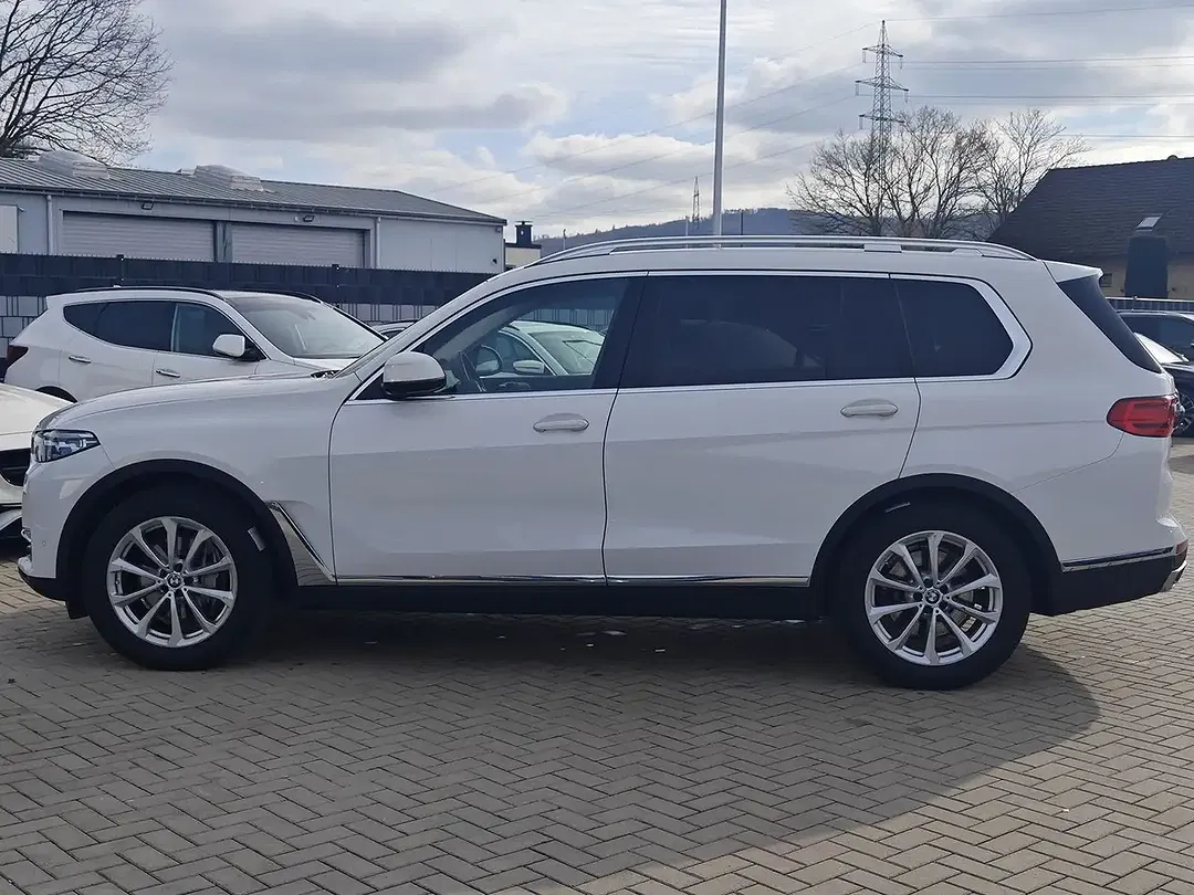 BMW X7 Lounge - foto 8