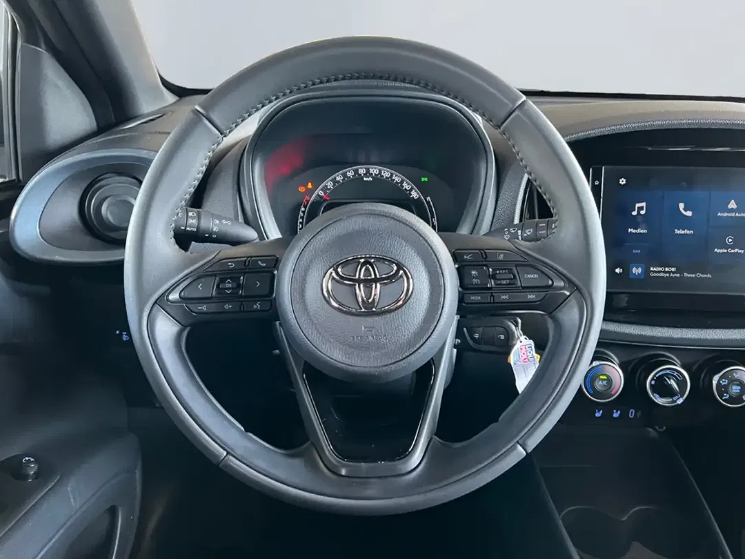 Toyota Aygo X Teamplayer - Thumbnail 10
