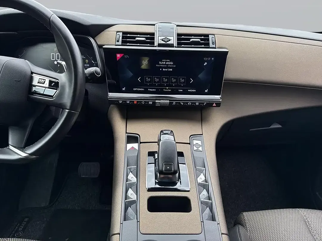 DS Automobiles DS 7 - Thumbnail 9