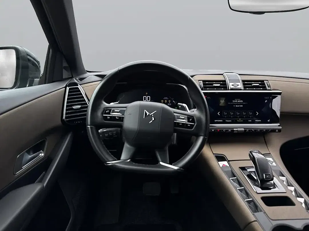 DS Automobiles DS 7 - foto 10