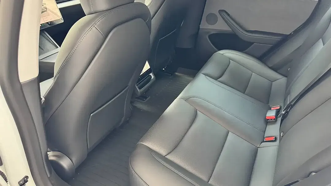 Tesla Model 3 RWD Premium - Thumbnail 21