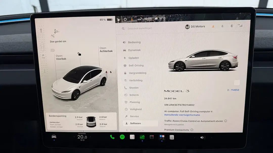Tesla Model 3 RWD Premium - Thumbnail 32