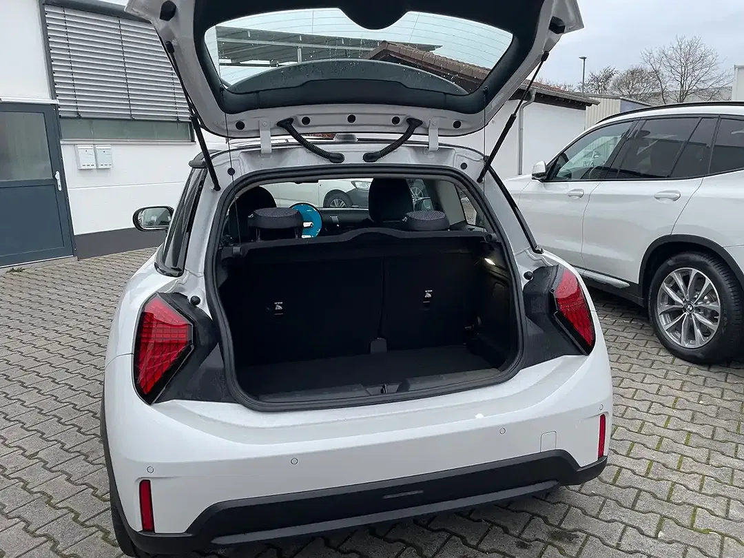 MINI Cooper C - Thumbnail 10
