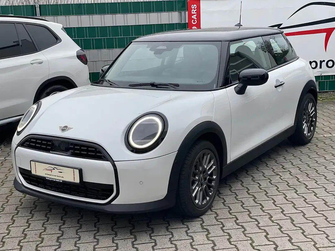 MINI Cooper C - Thumbnail 2