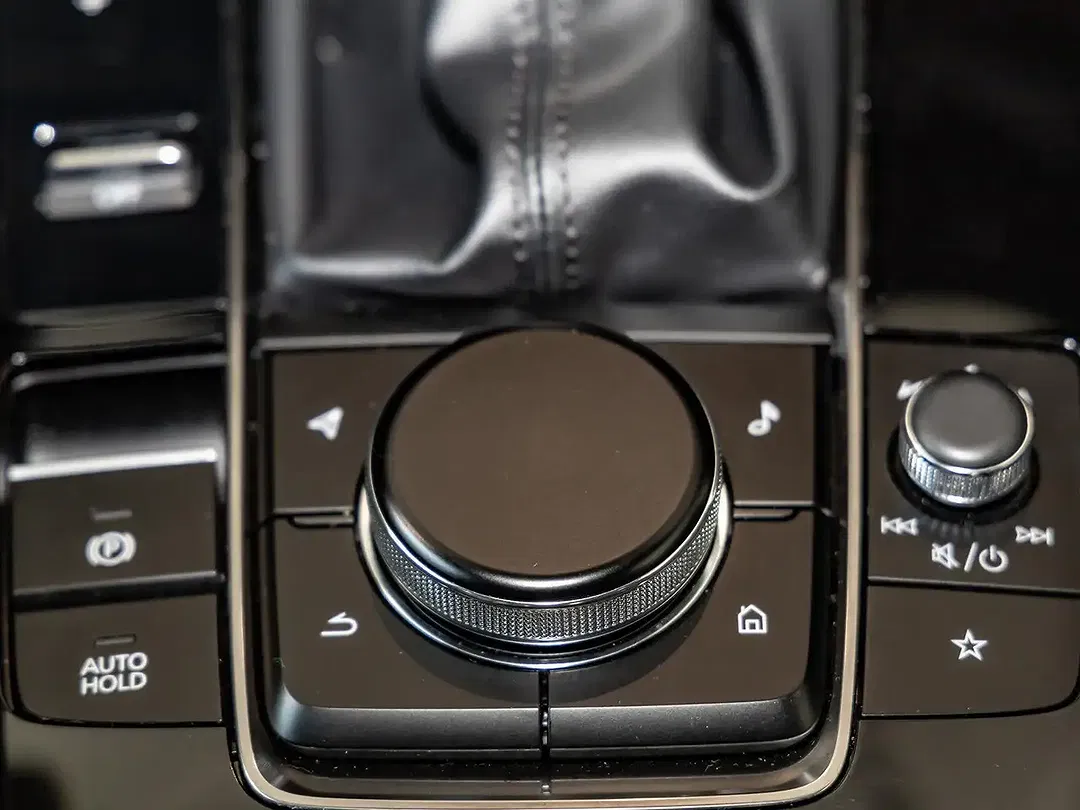 Mazda 3 2.5 AUT Takumi - Thumbnail 12