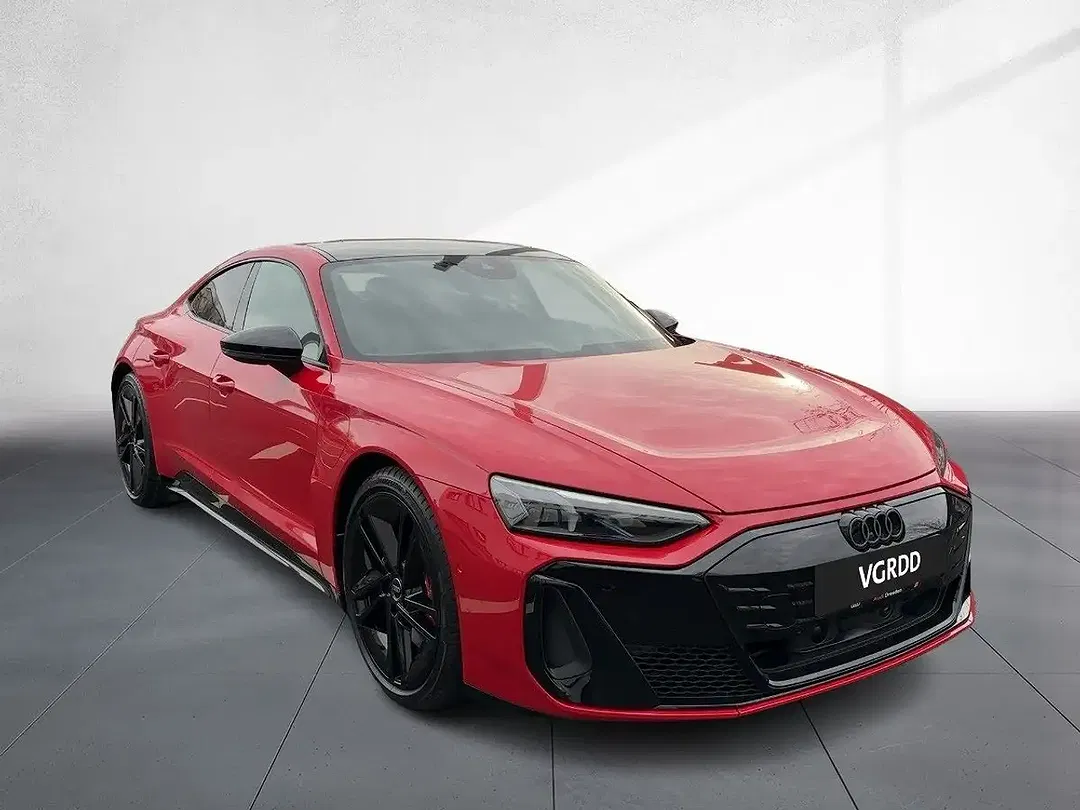 Audi e-tron GT - Thumbnail 3