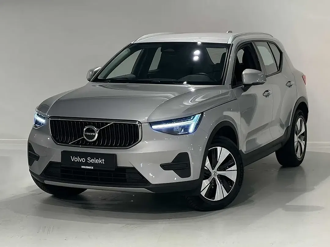Volvo XC40 B3 - Thumbnail 1