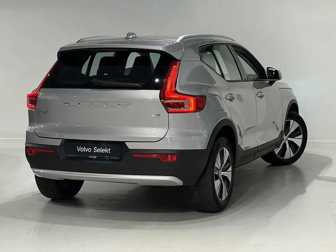Volvo XC40 B3 - Thumbnail 2