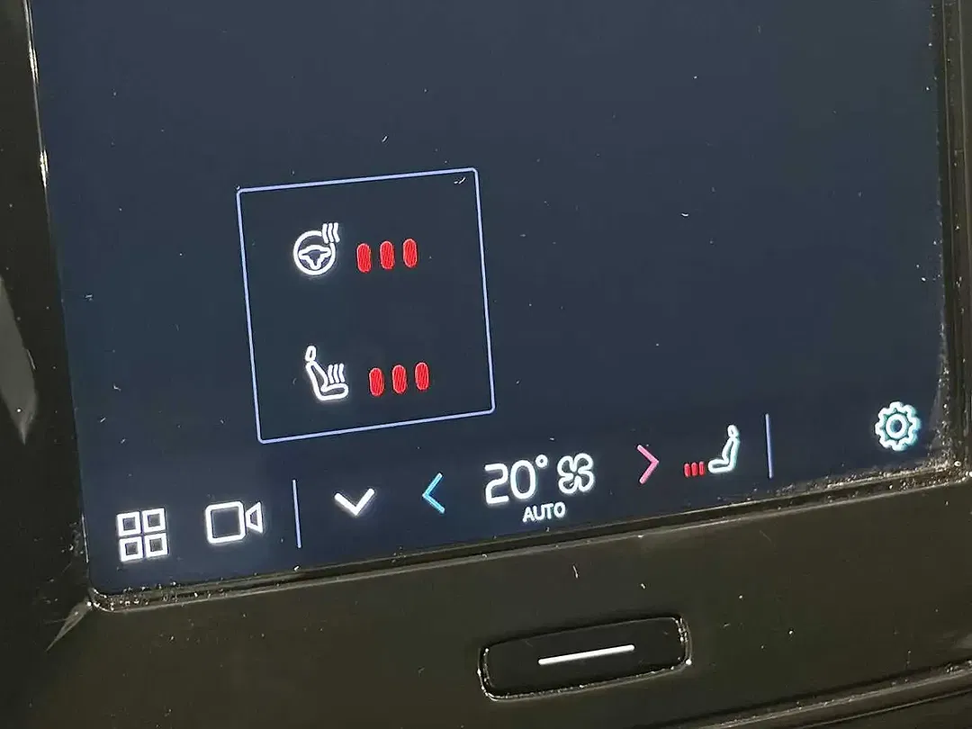 Volvo XC40 B3 - Thumbnail 8