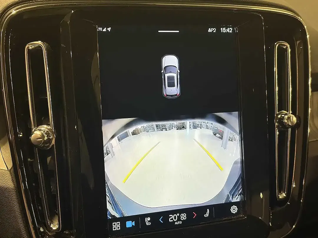 Volvo XC40 B3 - Thumbnail 9