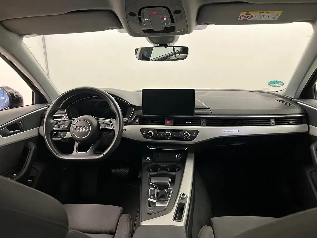 Audi A4 40 2.0 TDI quattro Avant - Thumbnail 6
