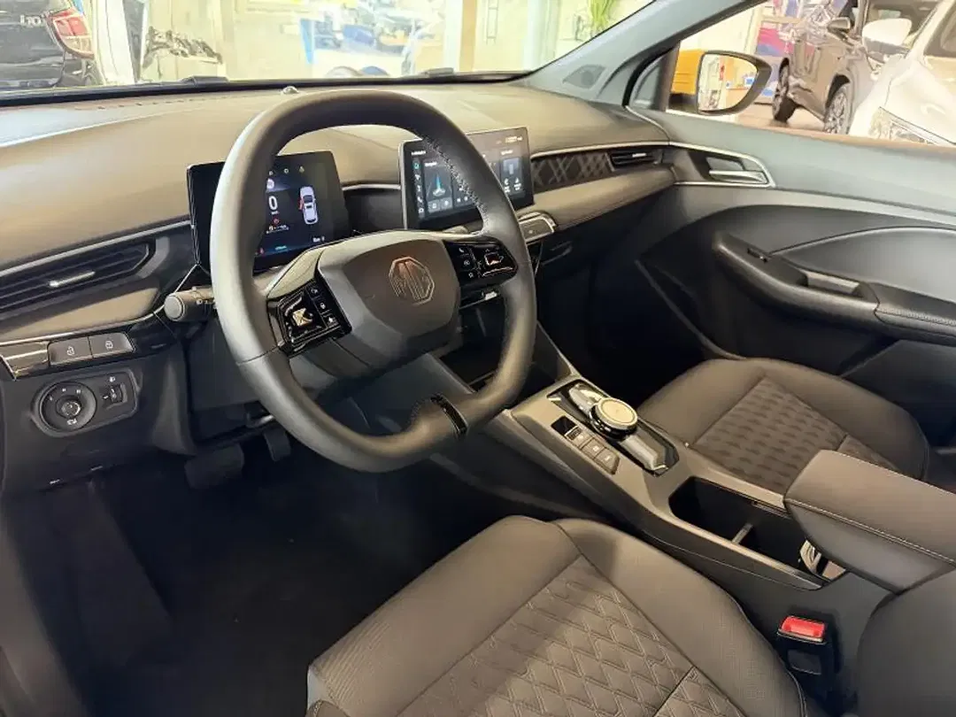 MG MG3 1.5 Luxury - Thumbnail 4