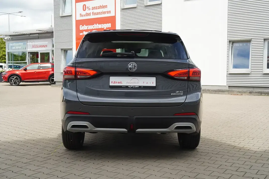 MG ZS 1.5 Hybrid AUT Luxury - Thumbnail 6