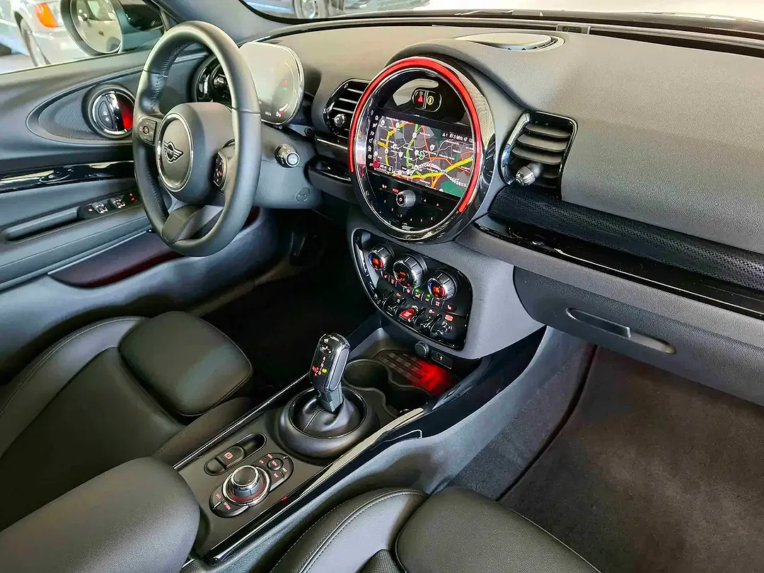 MINI Cooper Clubman AUT - Thumbnail 12