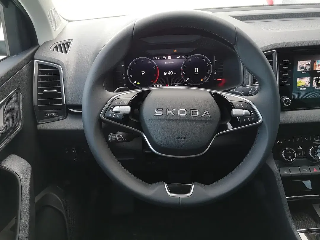 Skoda Karoq 2.0 TDI DSG Selection - Thumbnail 4