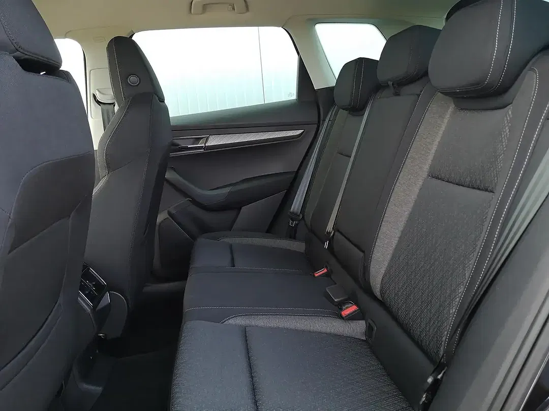 Skoda Karoq 2.0 TDI DSG Selection - Thumbnail 9