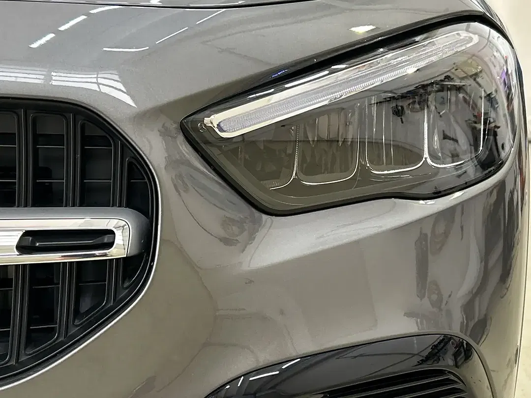 Mercedes-Benz GLA 180 - Thumbnail 13