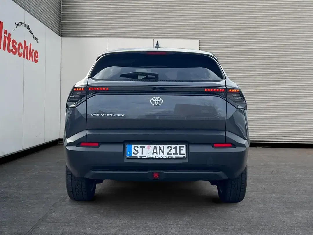 Toyota Urban Cruiser Lounge - Thumbnail 4