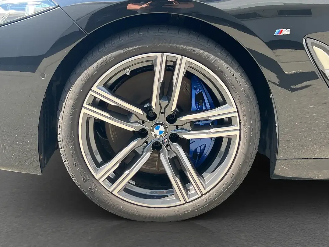 BMW 840 xDrive Convertible M Sport - Thumbnail 17
