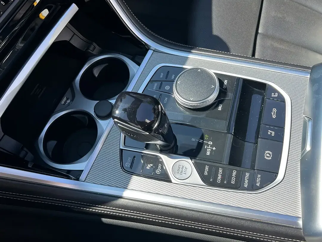 BMW 840 xDrive Convertible M Sport - Thumbnail 19