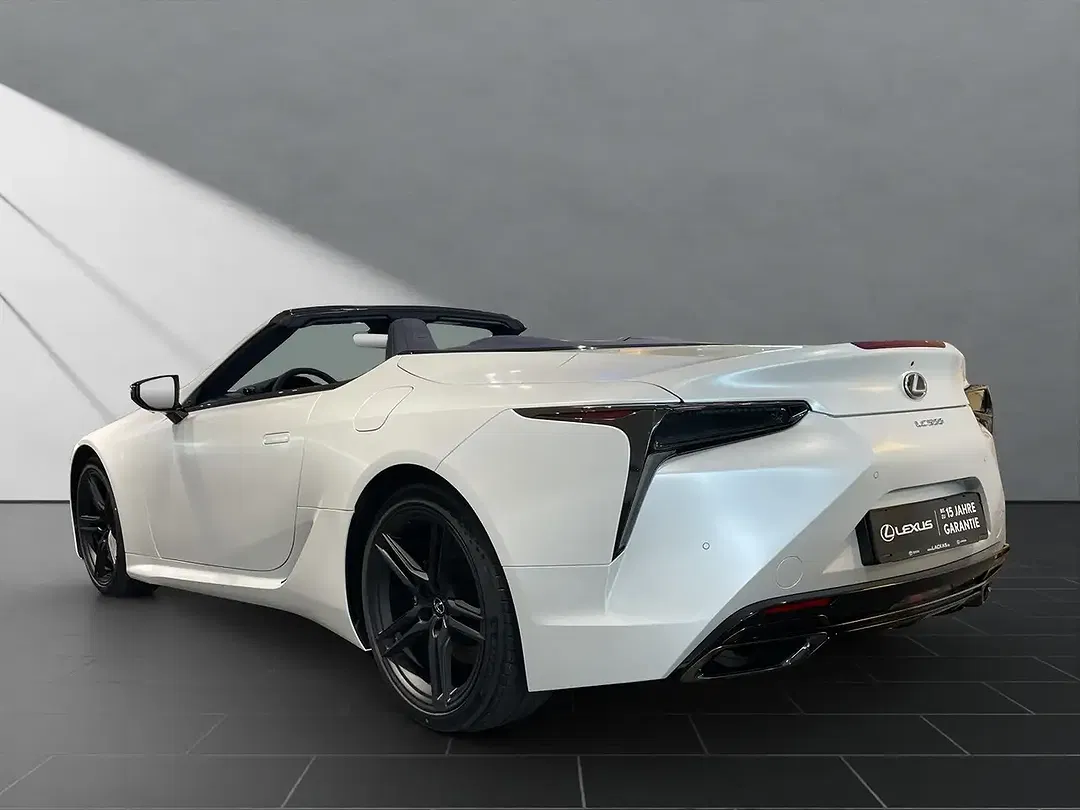 Lexus LC 500 Ultimate Edition - Thumbnail 3