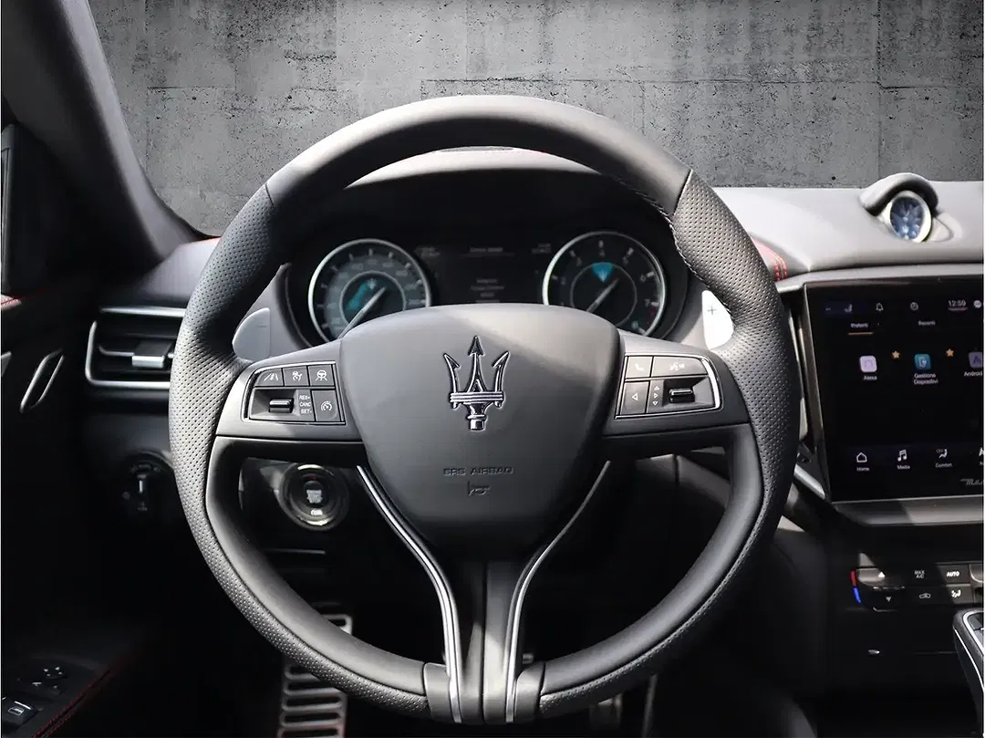 Maserati Ghibli Ultima Modena - Thumbnail 8