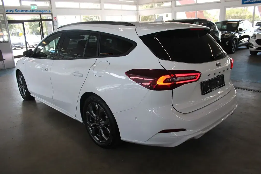 Ford Focus AUT ST-Line - Thumbnail 4