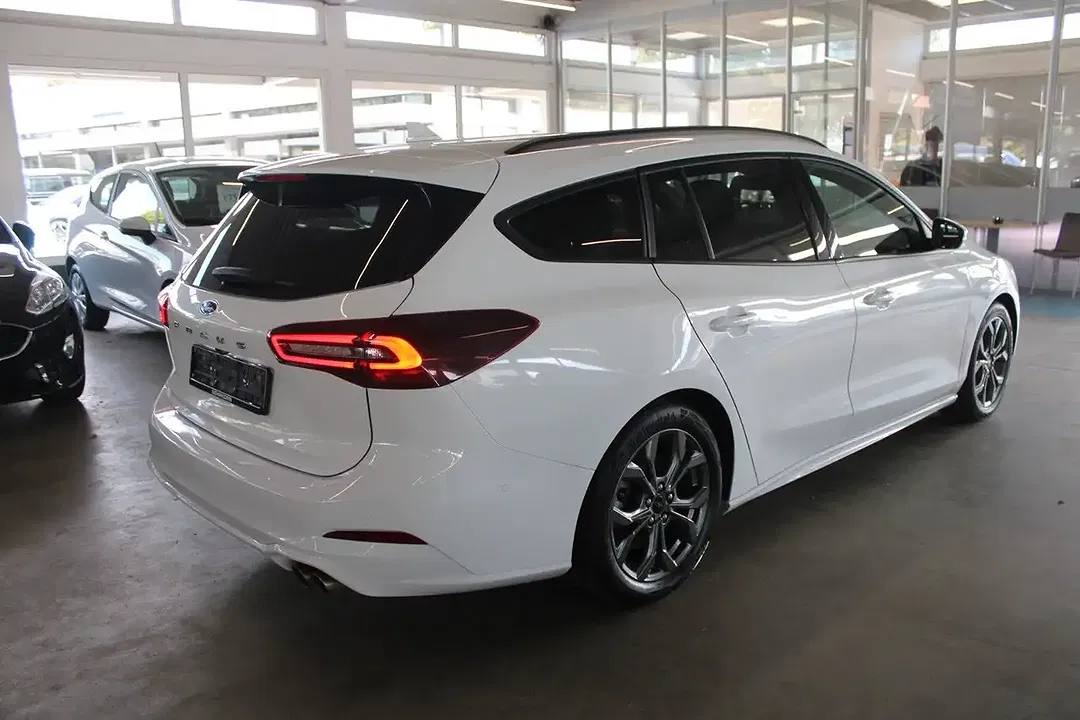 Ford Focus AUT ST-Line - Thumbnail 6