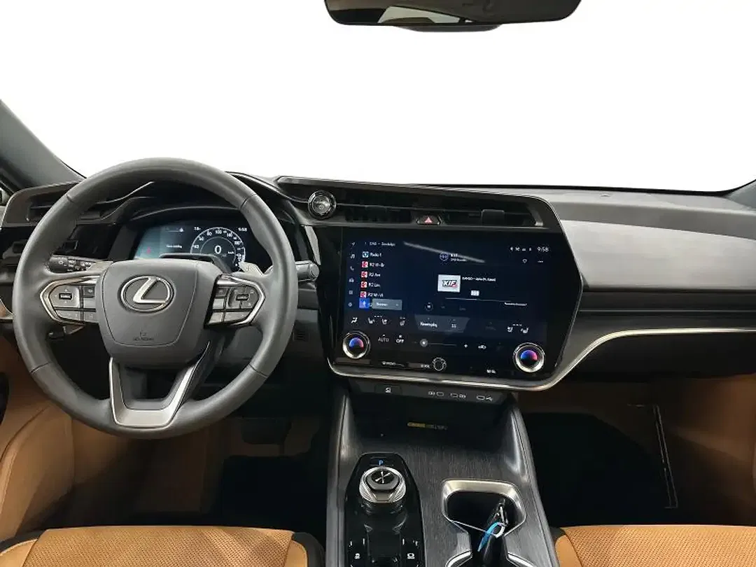 Lexus RZ Executive - Thumbnail 9