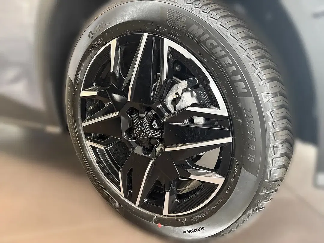 Peugeot 5008 145 Allure Business - Thumbnail 4