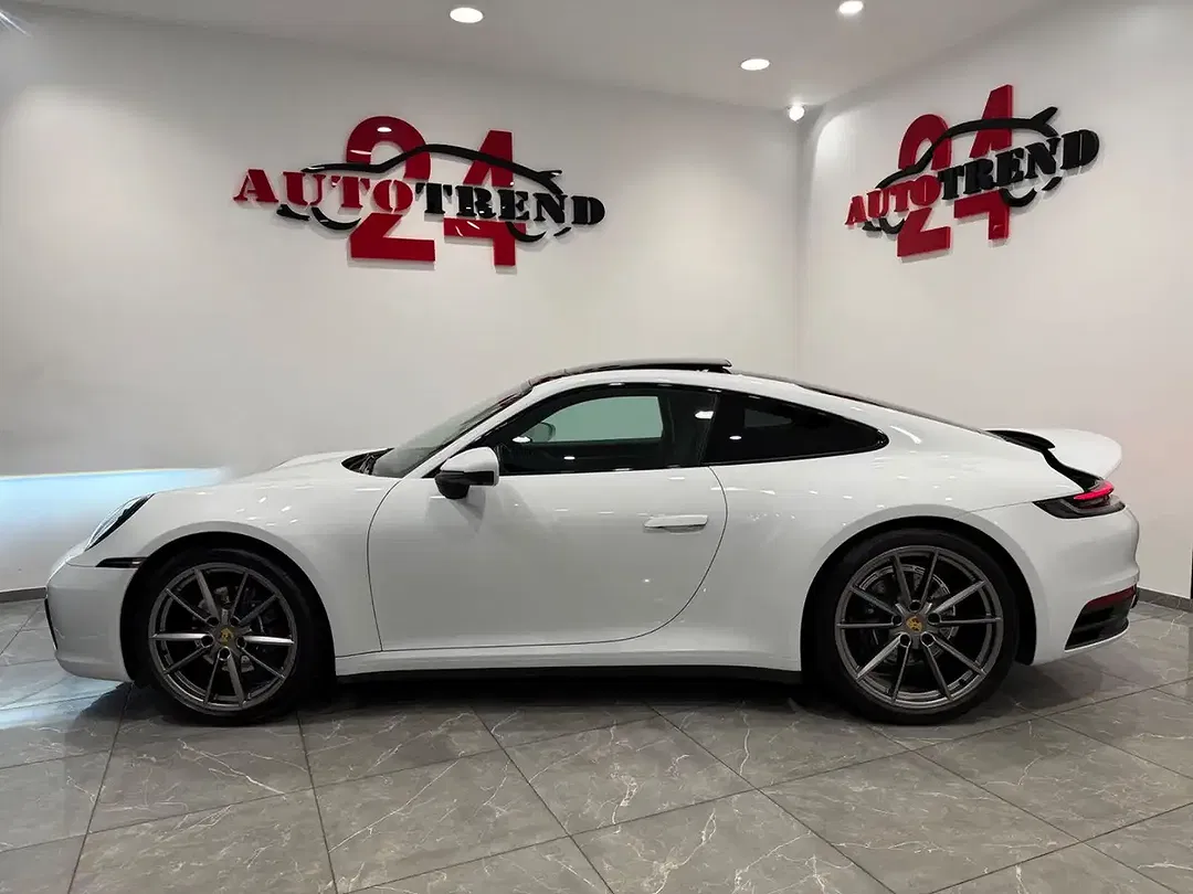 Porsche 911 Sport Chrono Carrera Coupe - Thumbnail 11