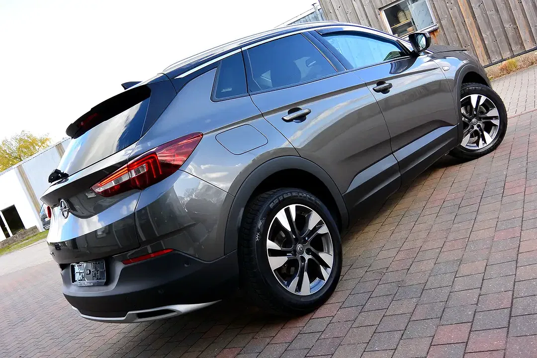 Opel Grandland X 1.5 D - Thumbnail 3