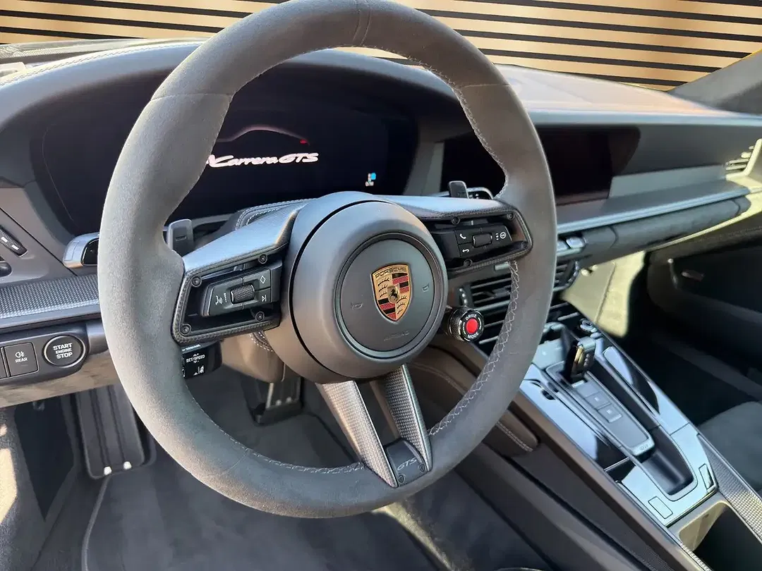 Porsche 992 PCCB Carrera GTS - Thumbnail 14