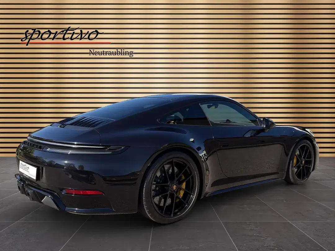 Porsche 992 PCCB Carrera GTS - Thumbnail 5