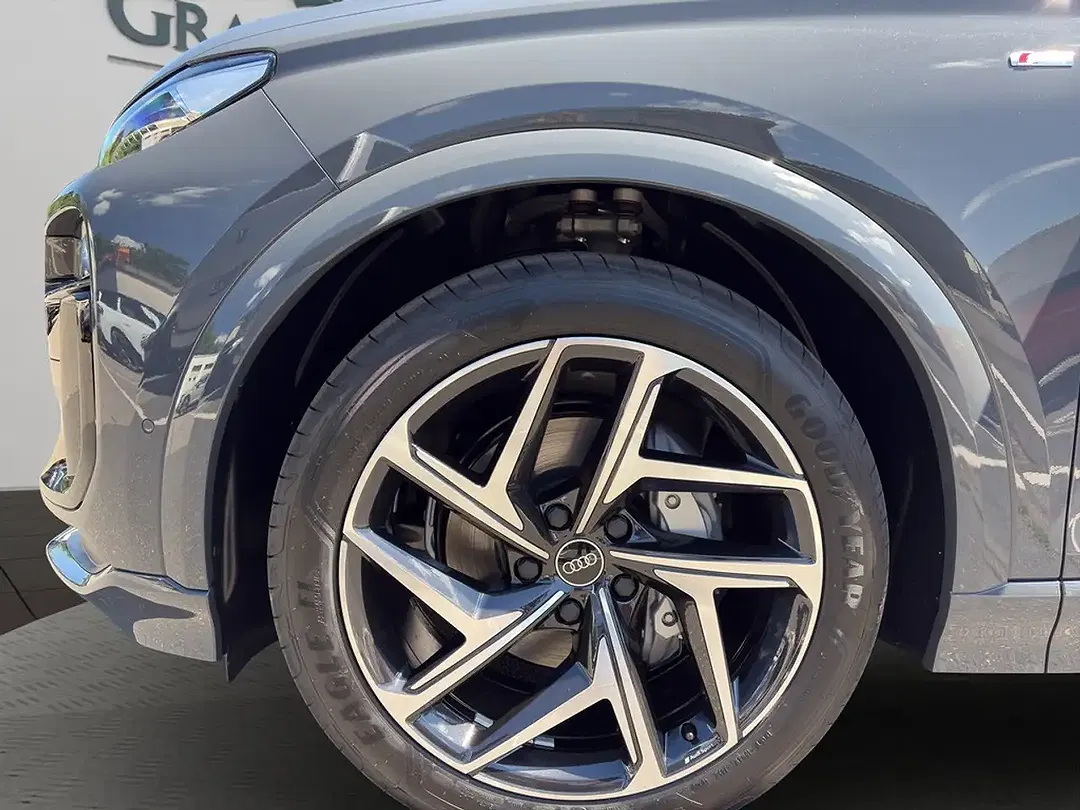 Audi e-tron performance - Thumbnail 3