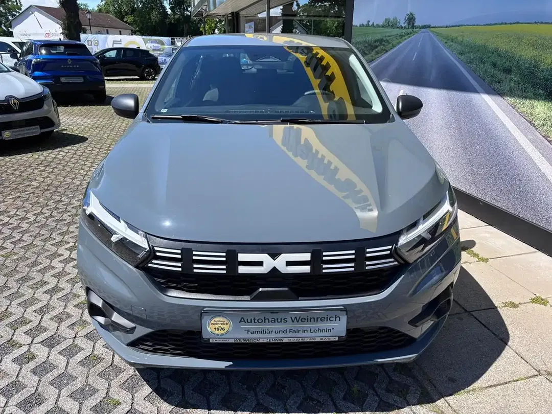 Dacia Sandero - Thumbnail 4
