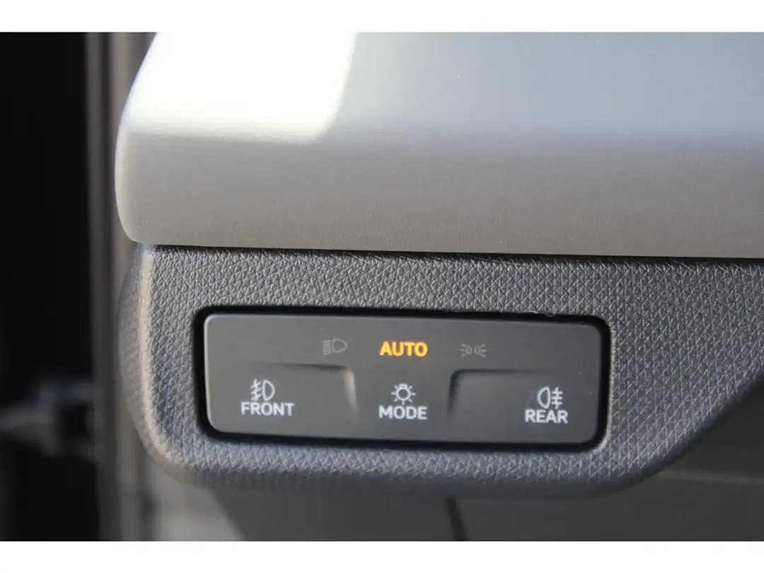CUPRA Terramar 1.5 TSI PHEV DSG VZ Matrix LED - Thumbnail 11