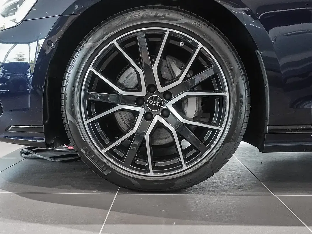 Audi A8 50 TDI tiptronic quattro - Thumbnail 3