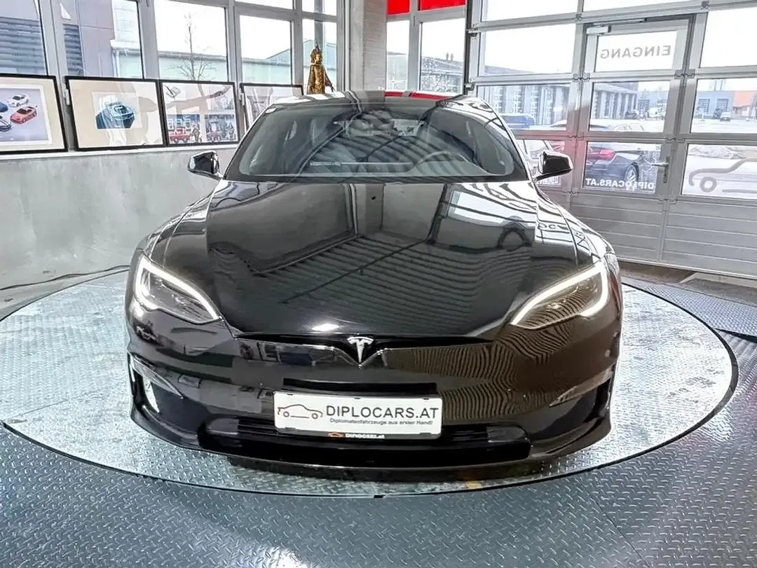 Tesla Model S Plaid - foto 2