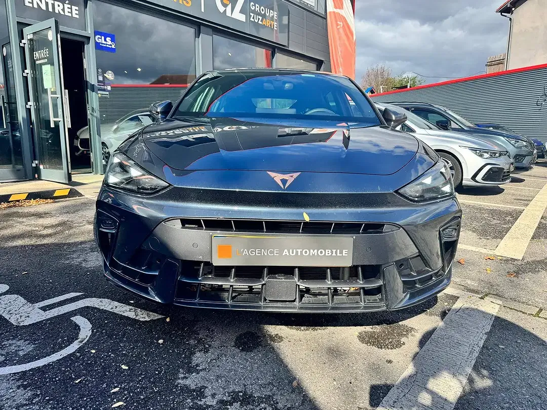 CUPRA Leon 1.5 eTSI DSG - Thumbnail 3
