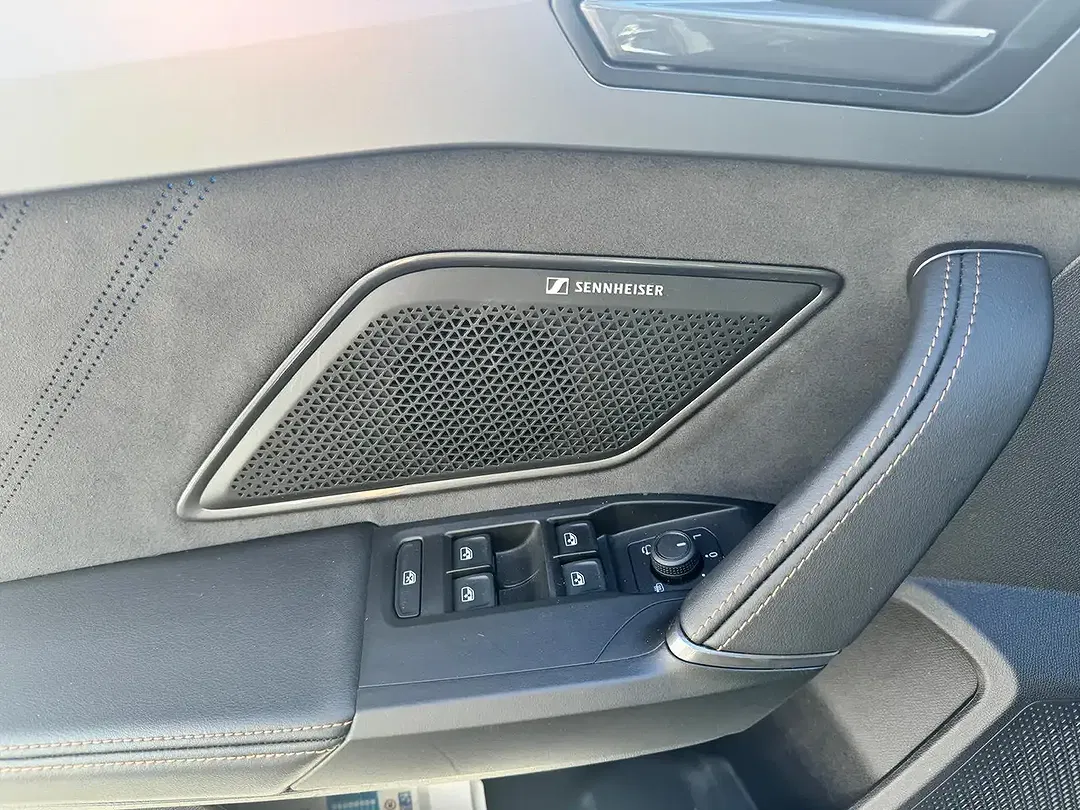 CUPRA Leon 1.5 eTSI DSG - Thumbnail 9