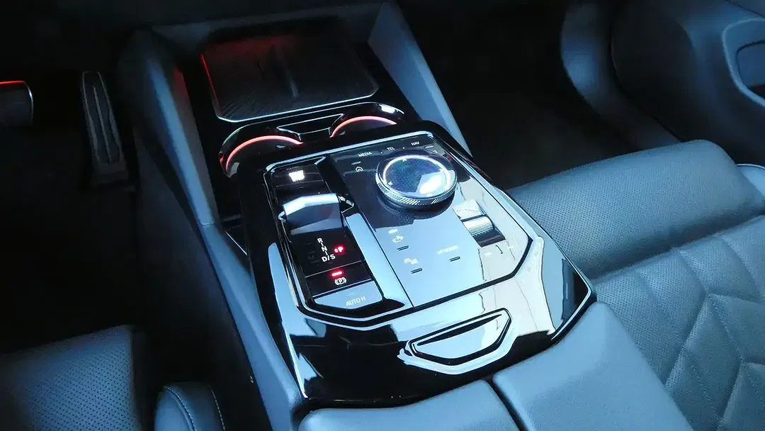 BMW 520 M - Thumbnail 14