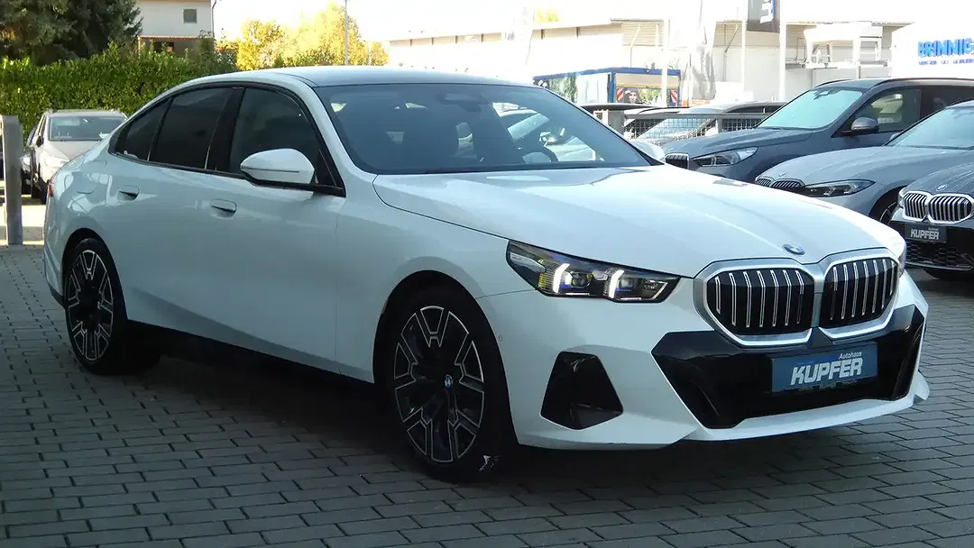 BMW 520 M - Thumbnail 2