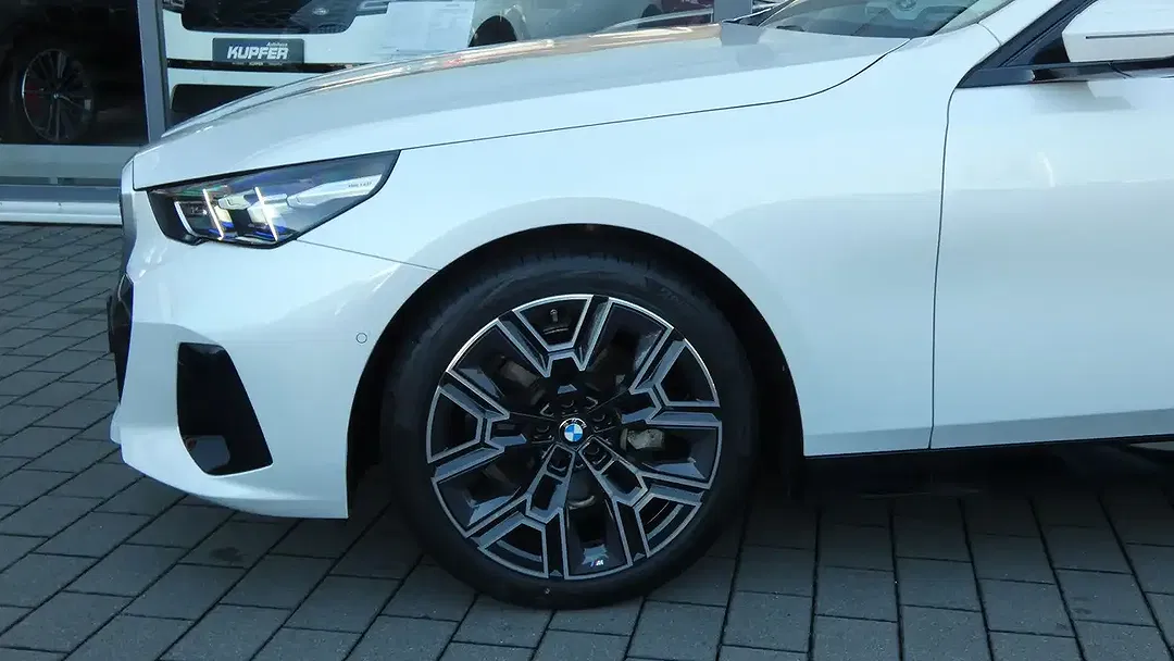 BMW 520 M - Thumbnail 5