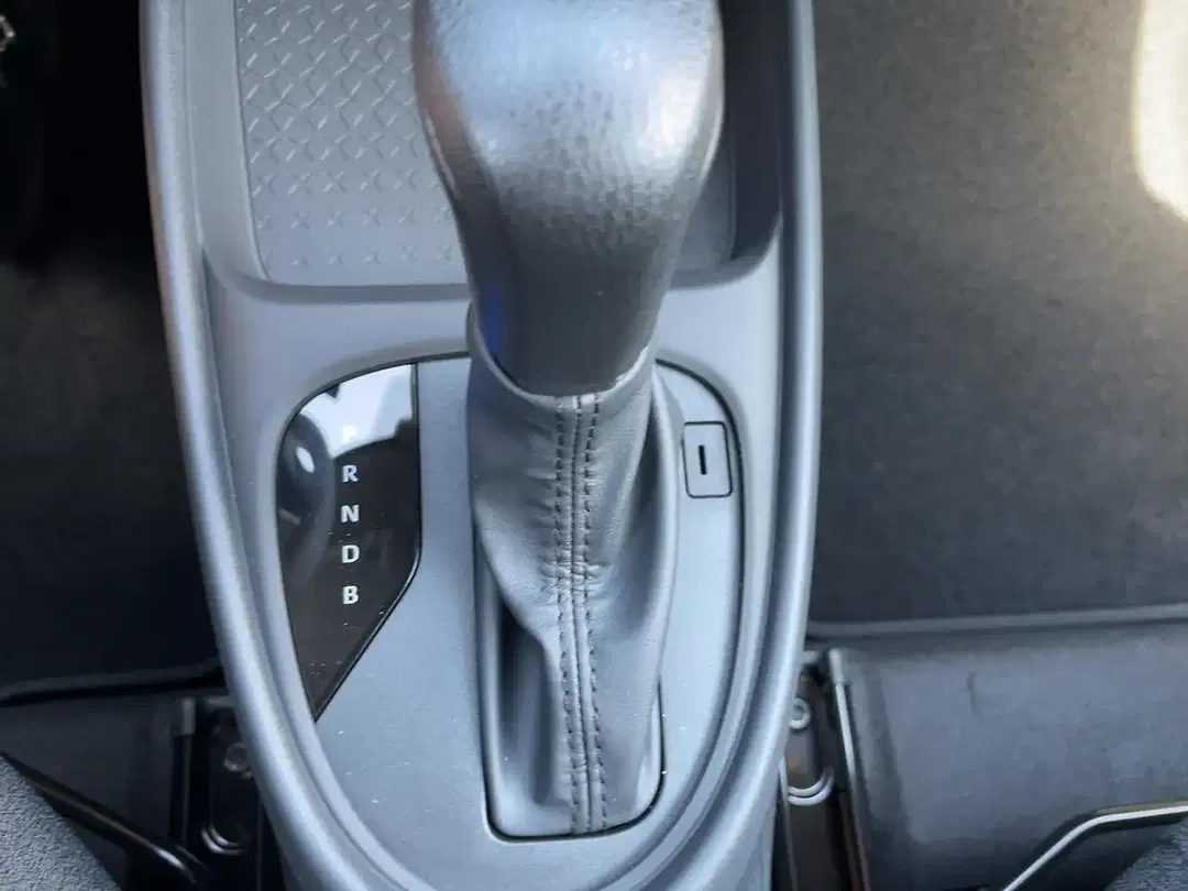 Toyota Aygo X 1.5 Hybrid Active - Thumbnail 17