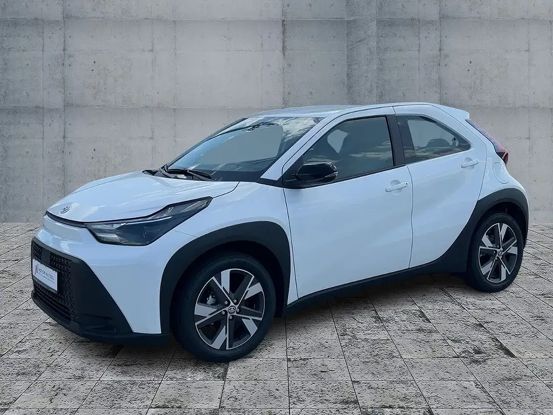 Toyota Aygo X 1.5 Hybrid Active - foto 2