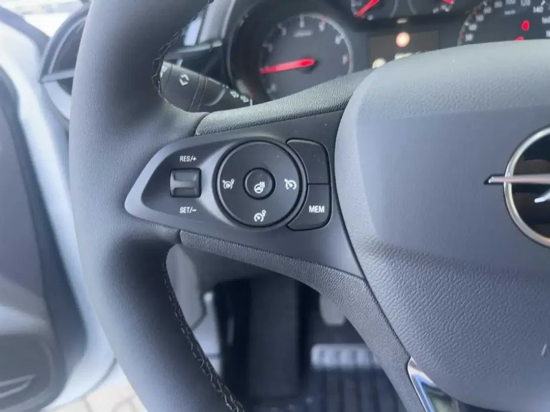 Opel Corsa Edition - Thumbnail 11