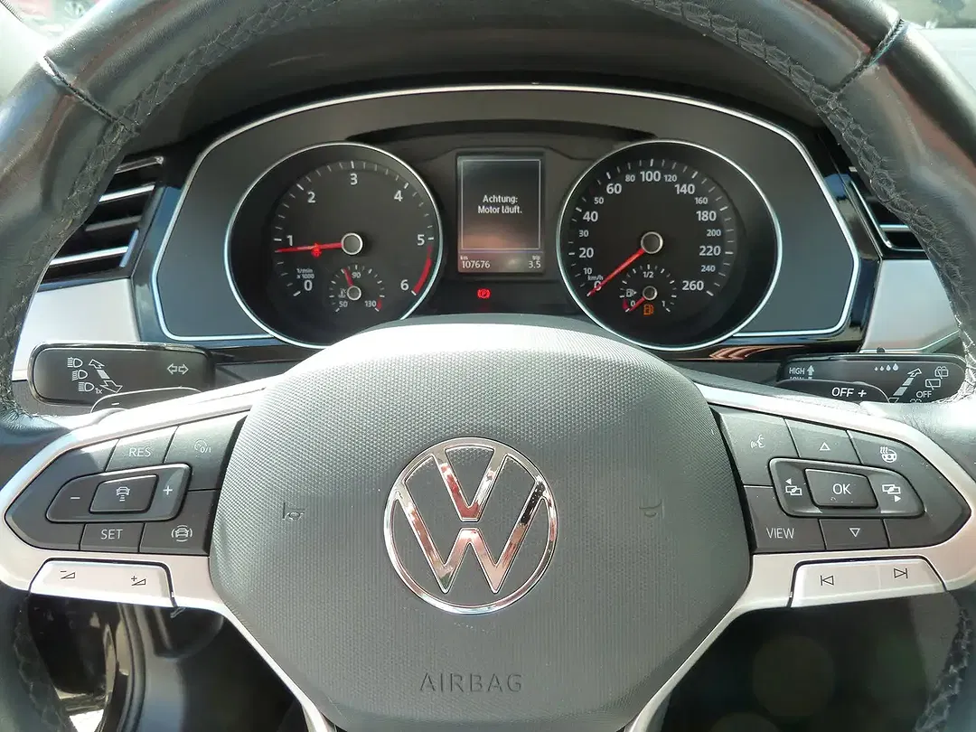 Volkswagen Passat Variant Elegance - foto 12