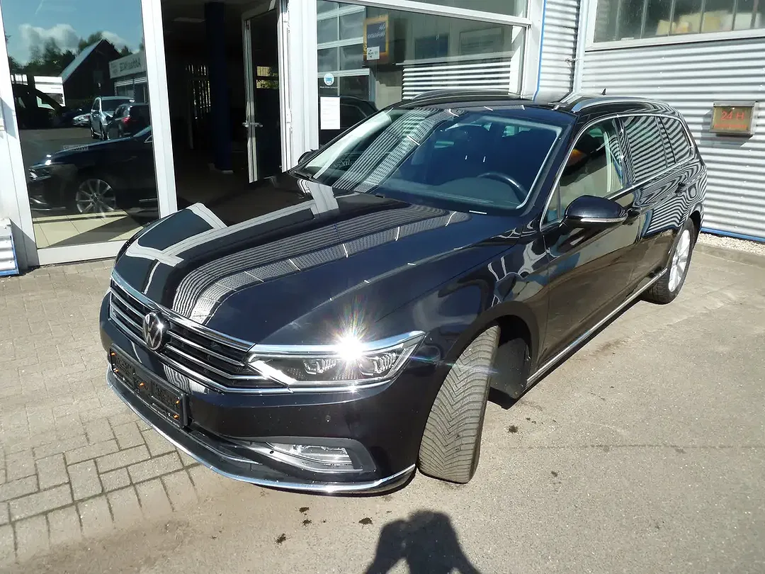 Volkswagen Passat Variant Elegance - foto 2